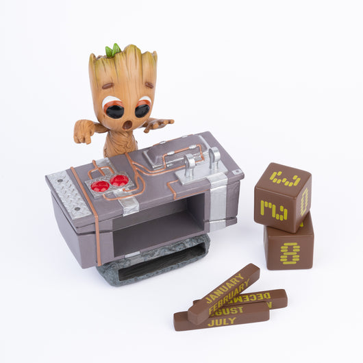 MARVEL GROOT – VÖRÖS GOMB 3D ÖRÖK NAPTÁR